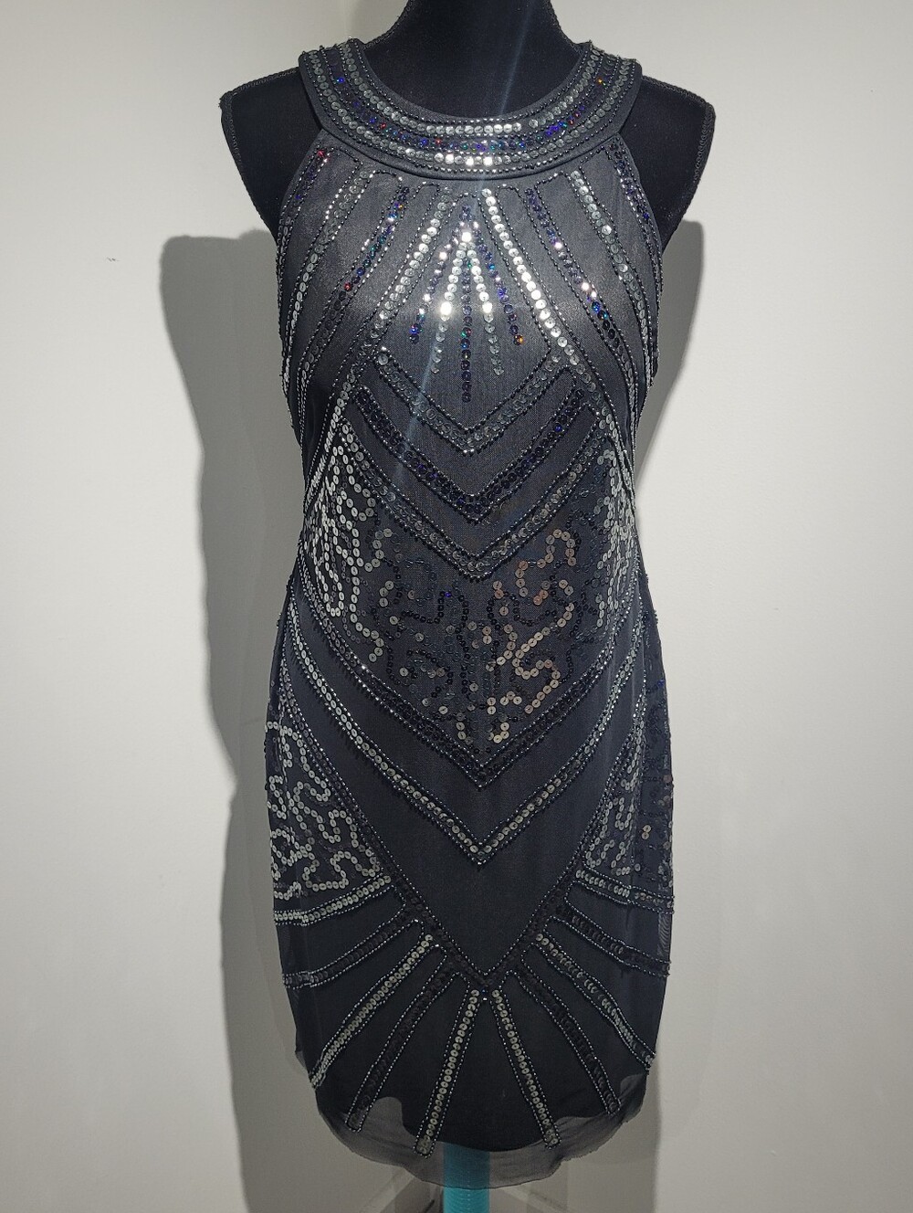 Laura Petites Women's Sequined Halter Neck Dress 12P Black Art Deco Eveningwear